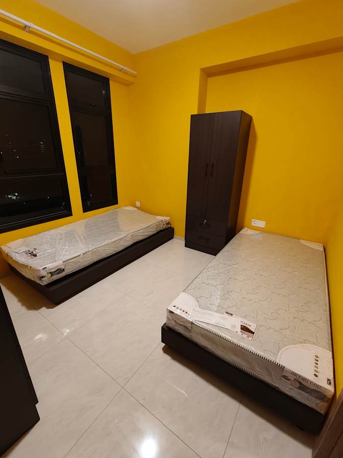 Yi Qi's room