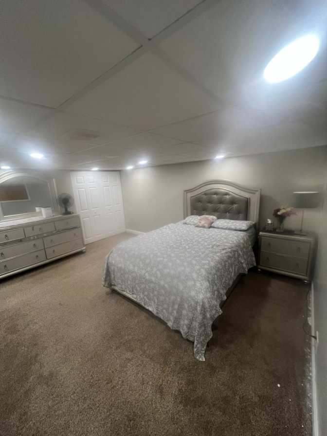 AFROZ AHMED's room