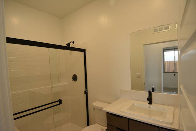 Phong Ho, CA Real Estate Broker's room