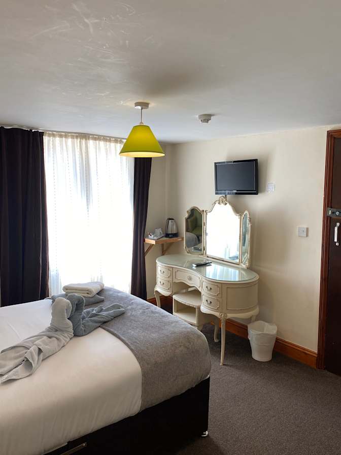 Nil's room