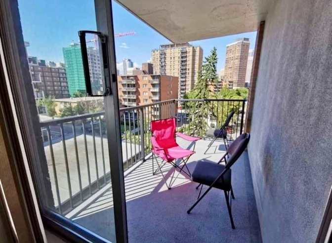 Favor Oguntuase's room