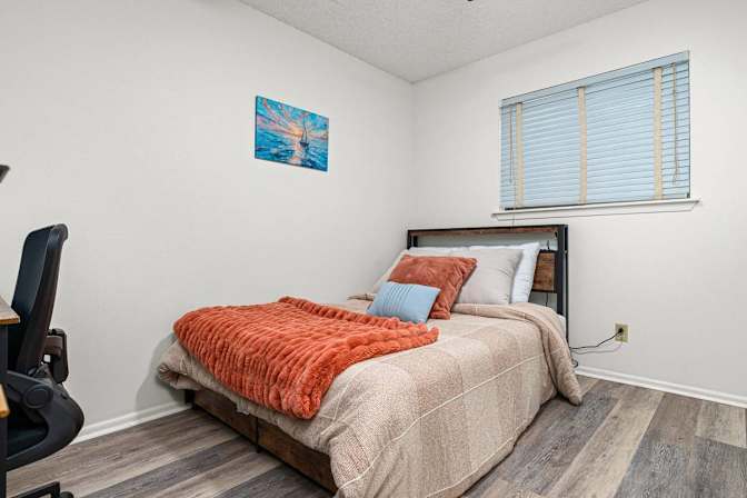 Private room for rent's room