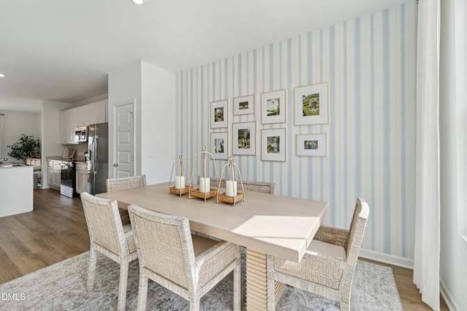 Alcove Rooms's room