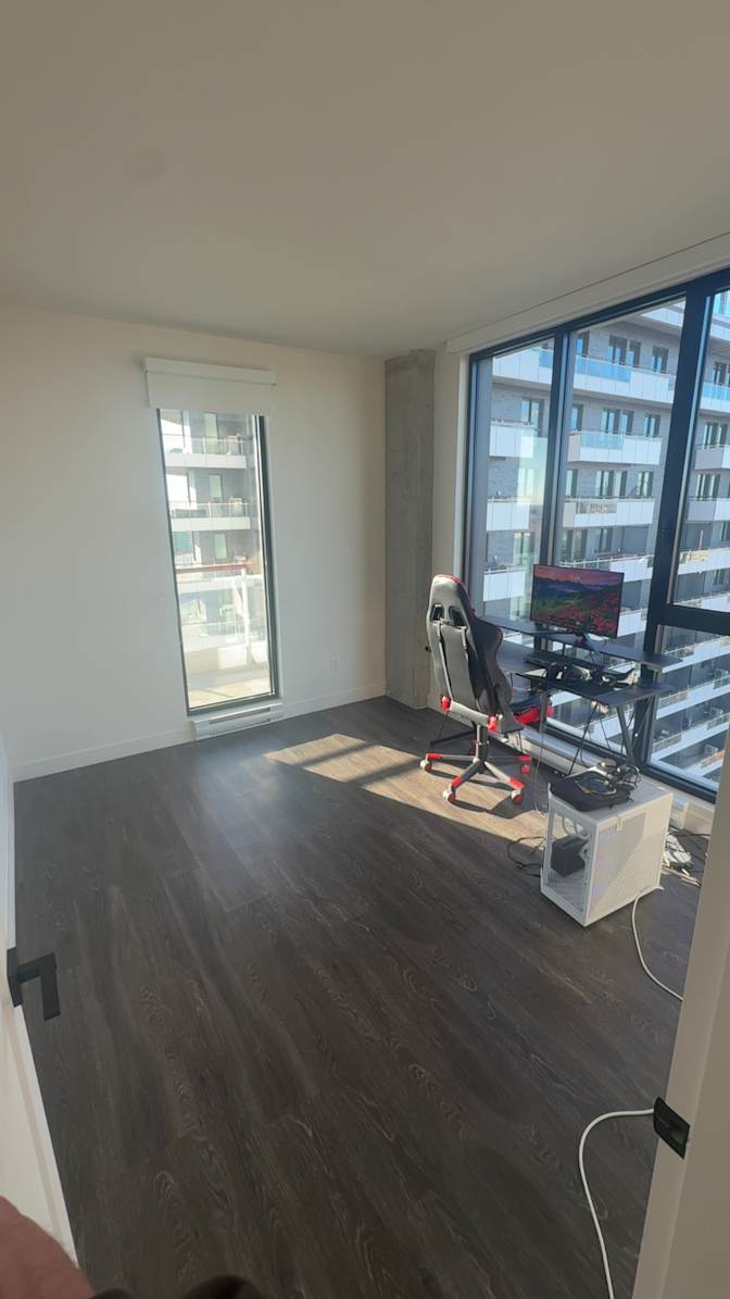 Alexandre Longtin's room