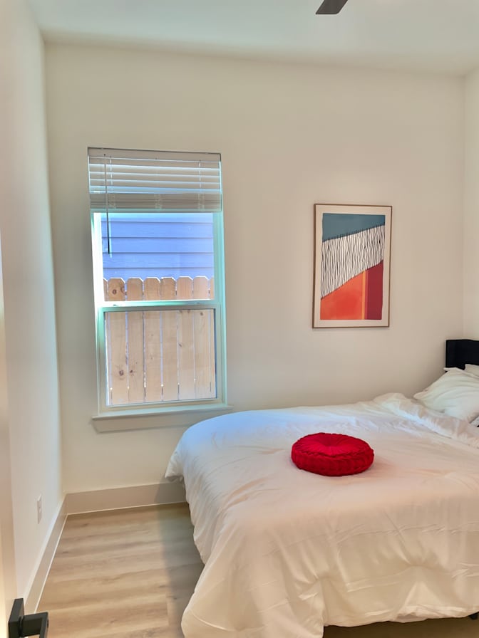 Noeline's room