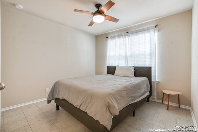Carolina's room