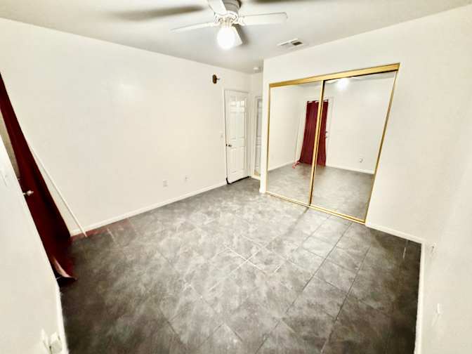 Bob Jaffe's room