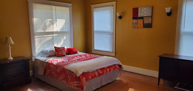 Perkins Homes's room