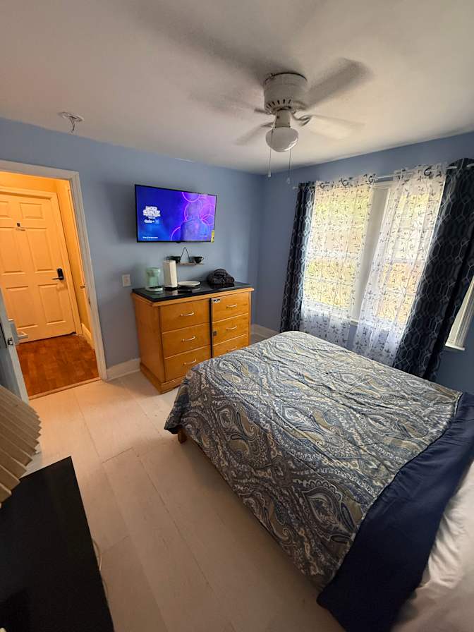 Shak's room