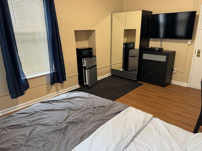 tamer's room