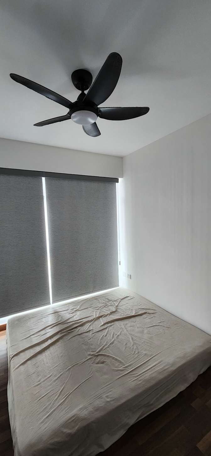 Shek's room