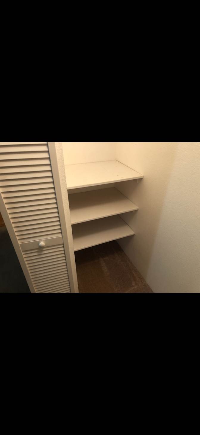 Dustin's room