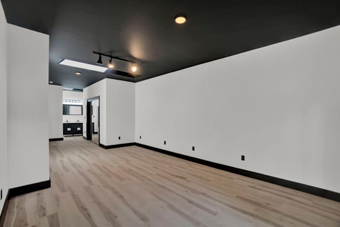 Alcove Rooms's room
