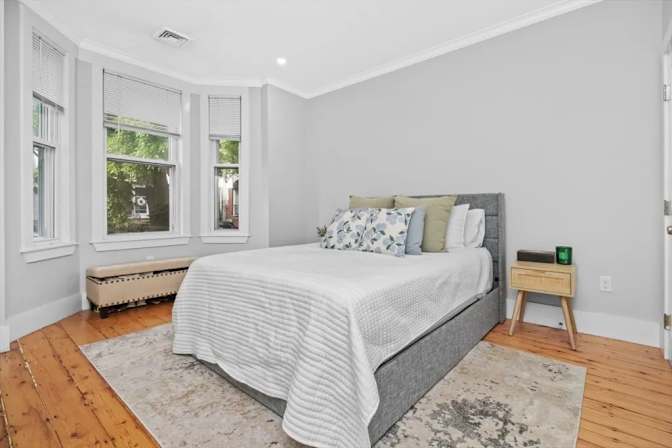 Lauren's room