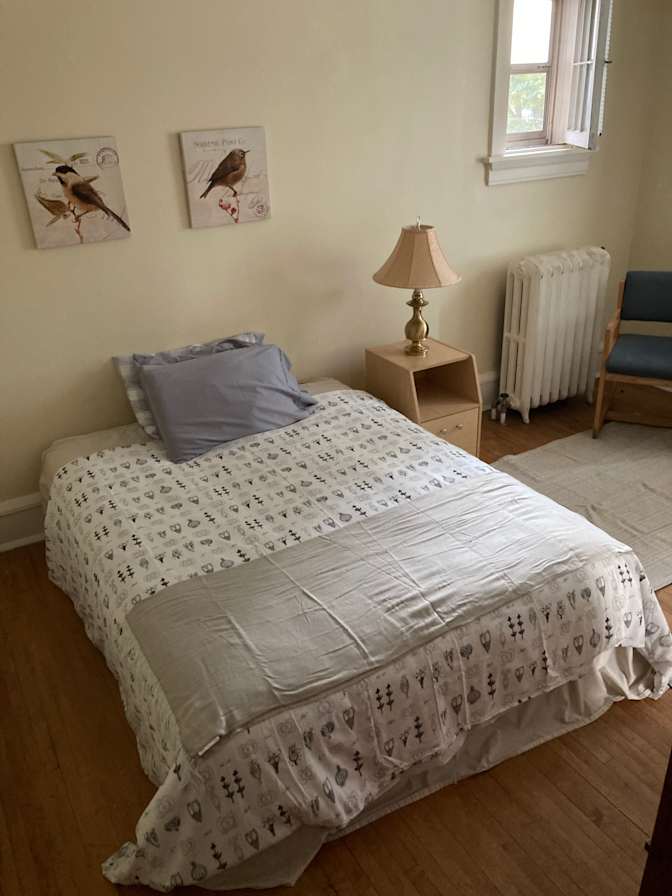 Gayle's room