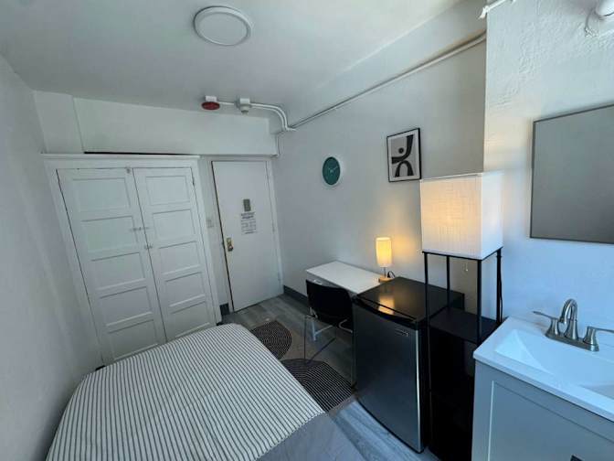 Rose Tekcan's room