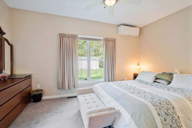 Jessica Azzi's room