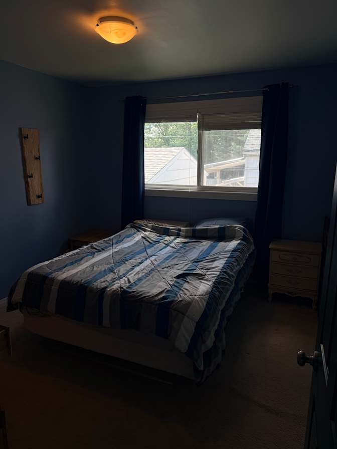 Debbie Lindsay's room