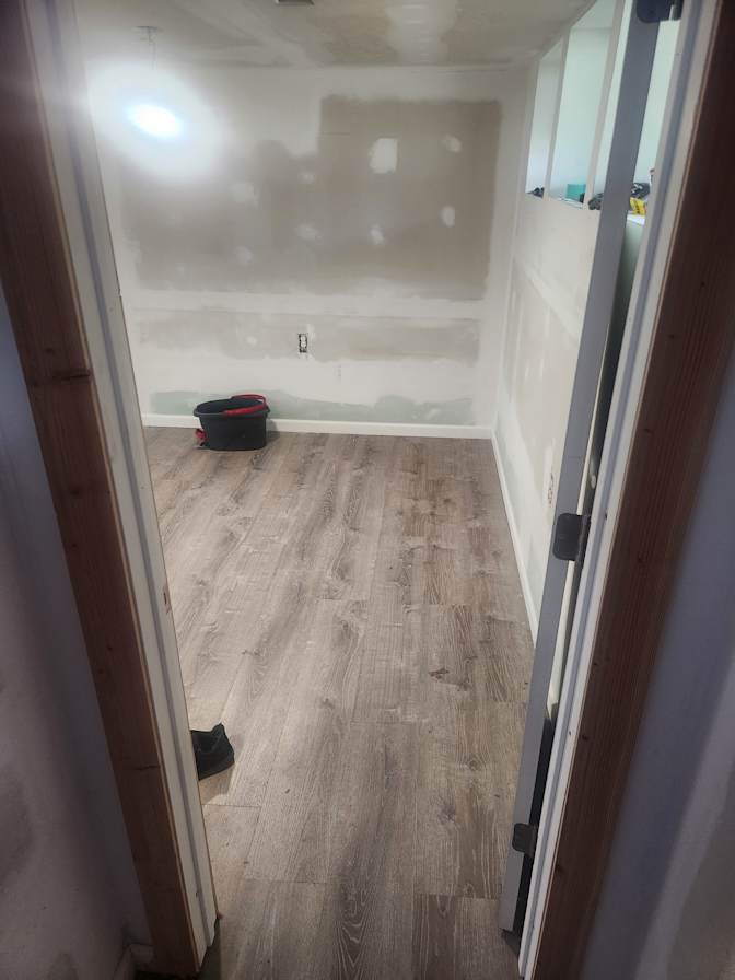 Tom's room