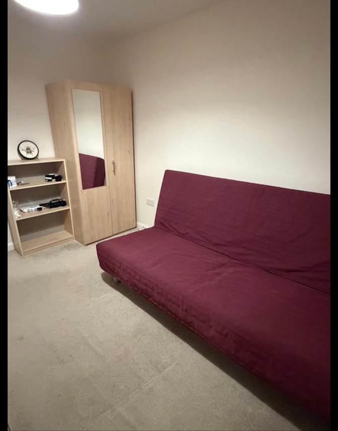 Mustafa's room