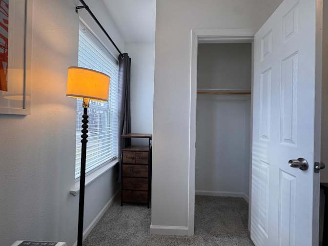 Magali A.'s room