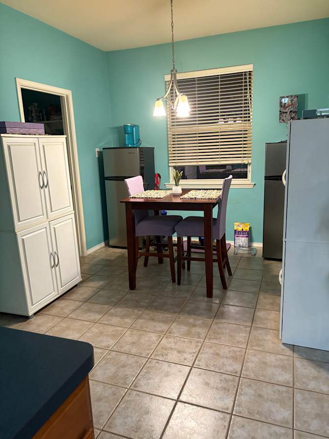 Anna Chenette's room