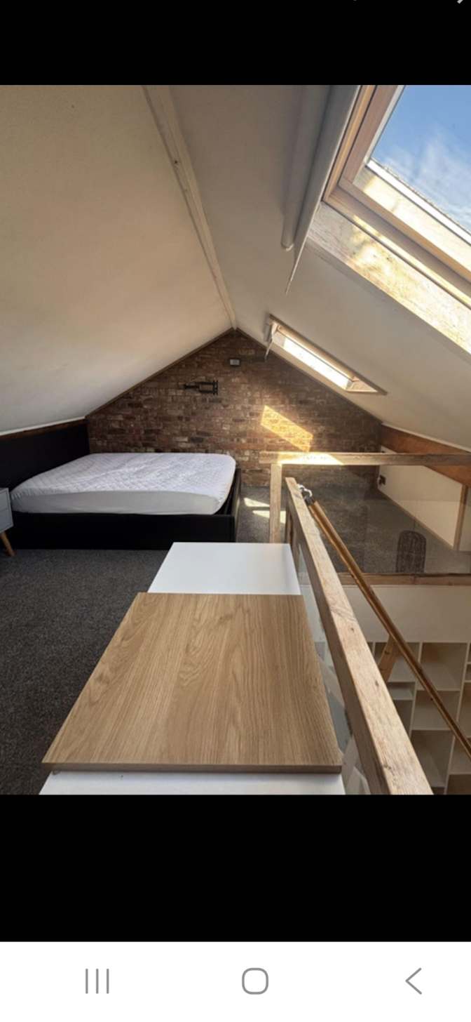 Ali's room