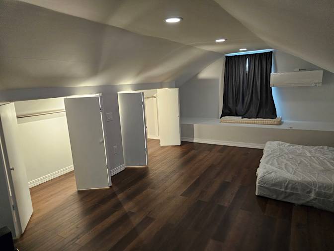 Franco's room