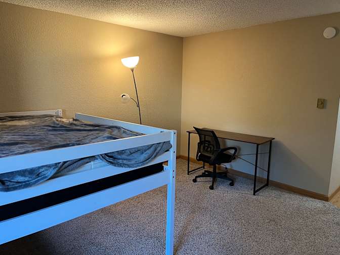 Weilan's room