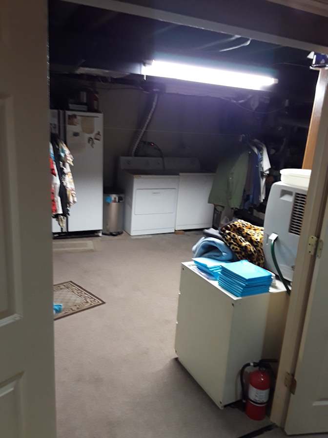 kim gary rental rooms's room