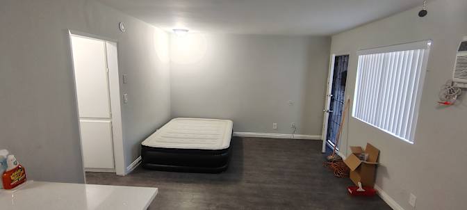 Julio's room
