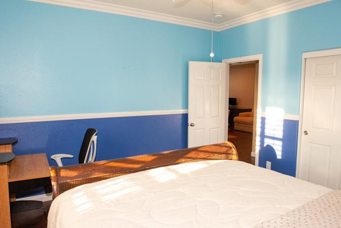 August's room