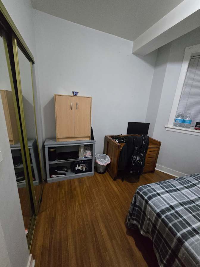 Hampton's room