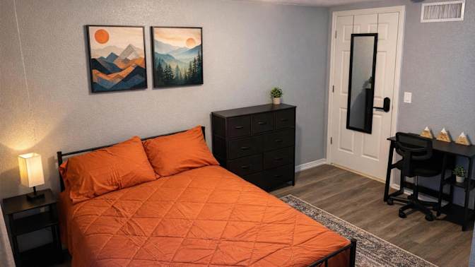 PadSplit's room