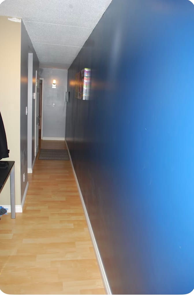 Meron's room