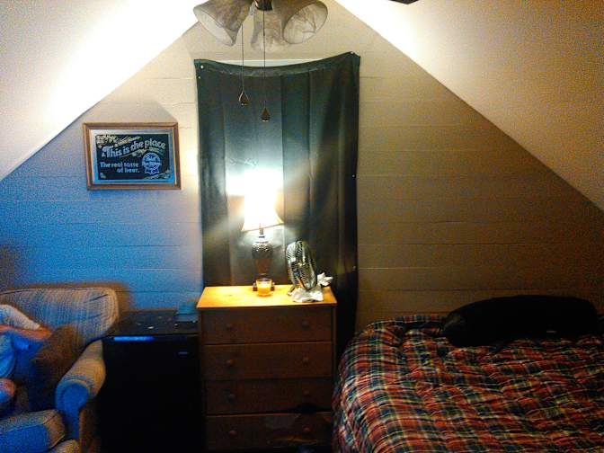 Thomas's room