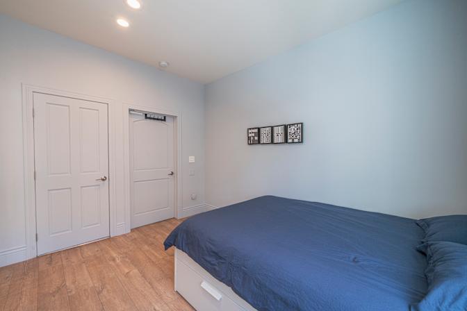 Russian Hill Coliving's room