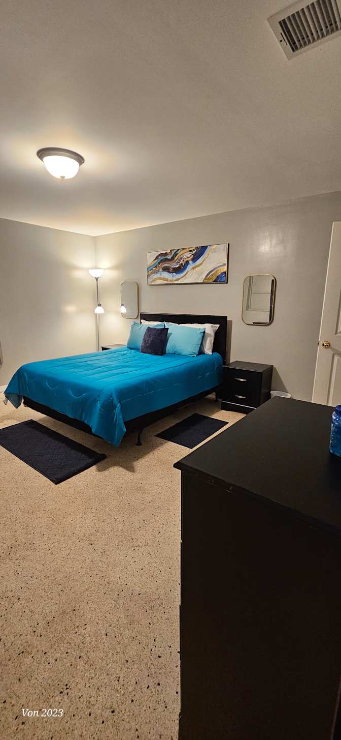 Cozy Home Away Rentals's room