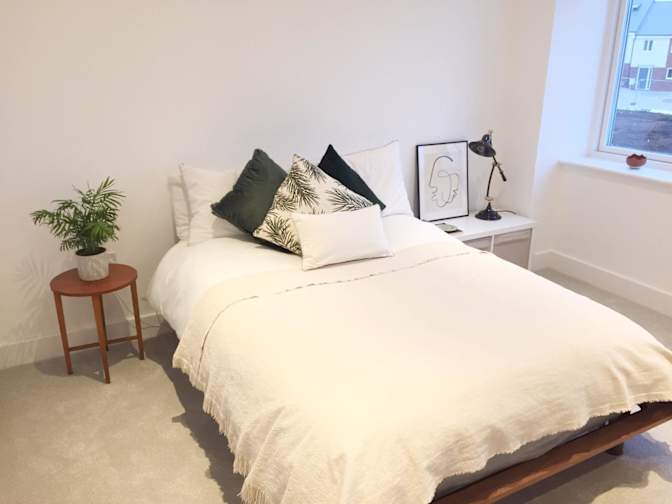 Louise Gail Simpson's room