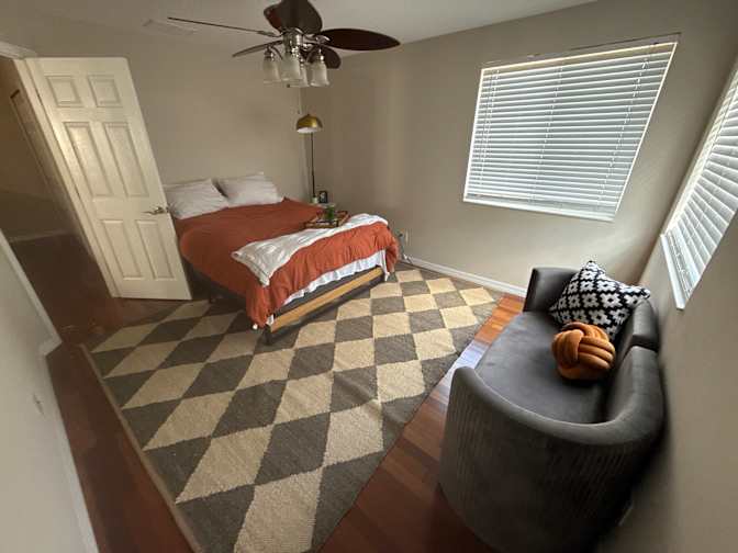 Alicia's room