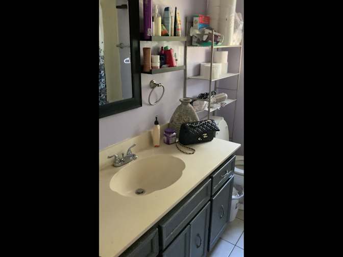 Gayle's room
