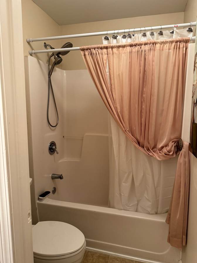 Victoria's room