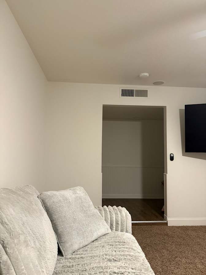 Lean's room