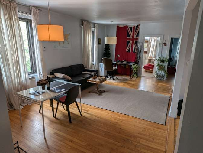 Jonathan Rogers's room