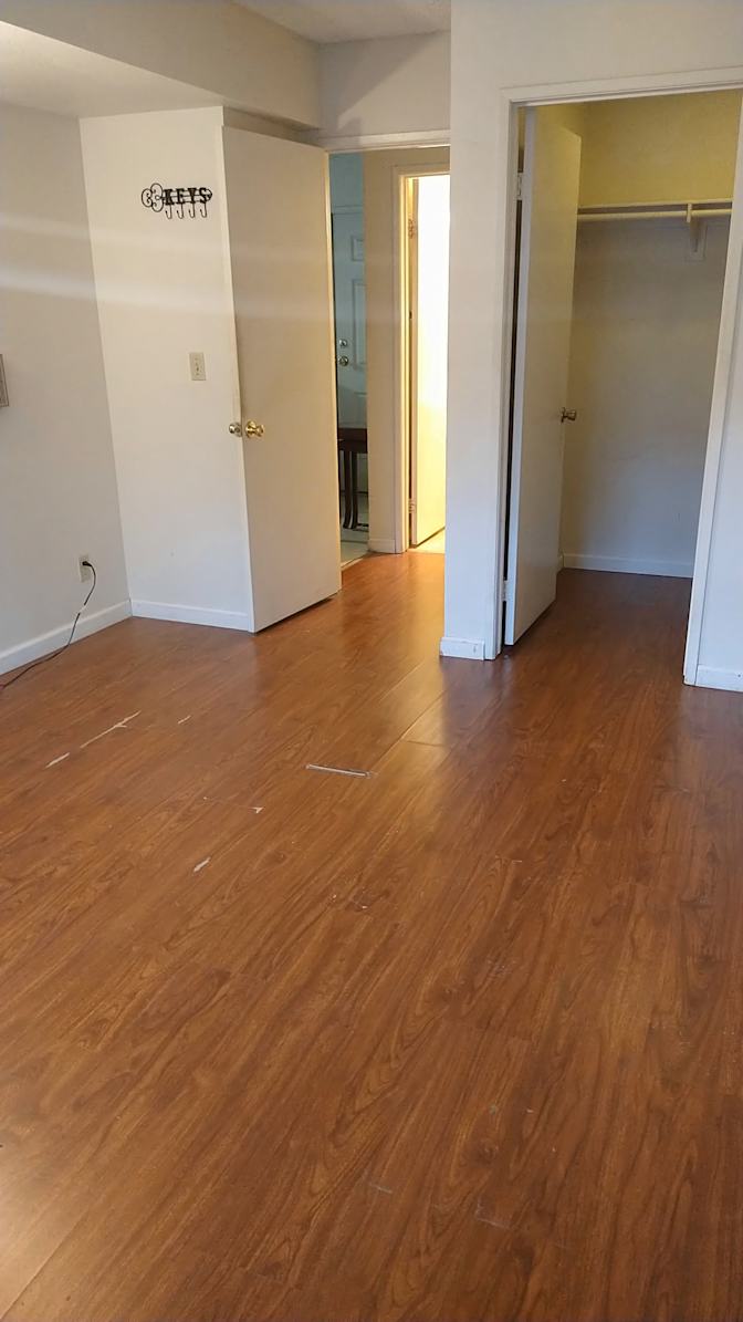 Glenn's room