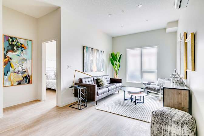 Glamorgan Landing's room