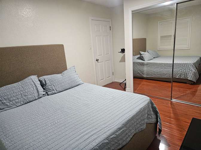 fredyy's room