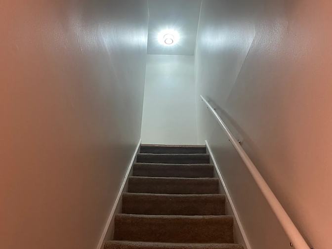 Alcove Rooms's room