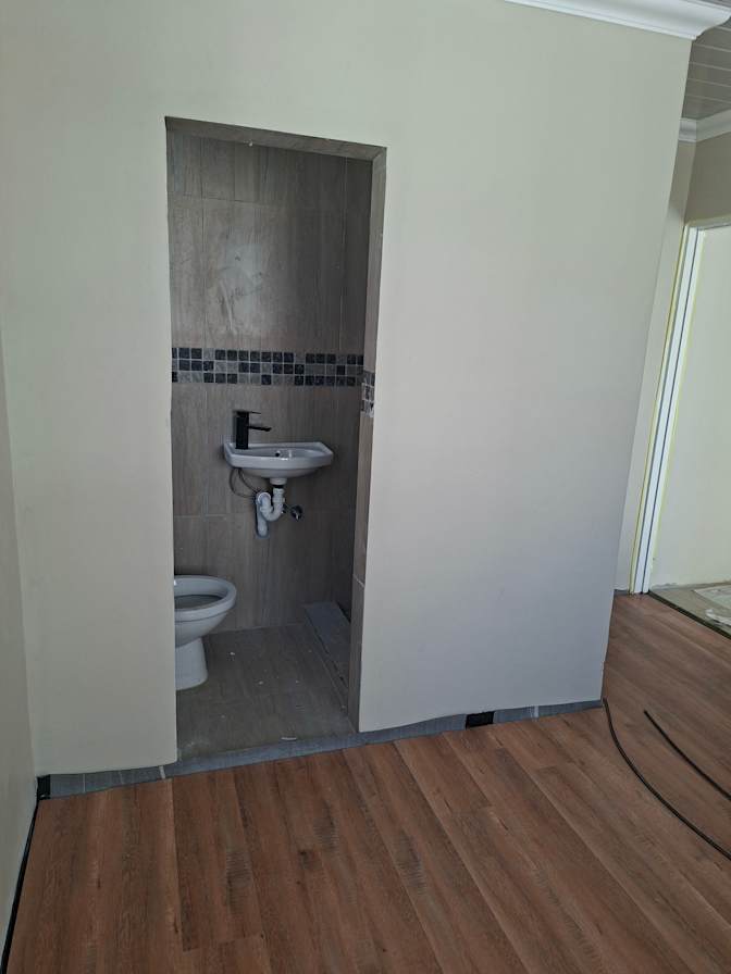 Aslim's room