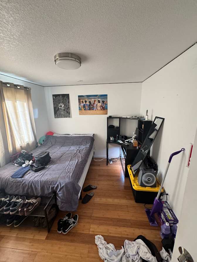 Jarl's room